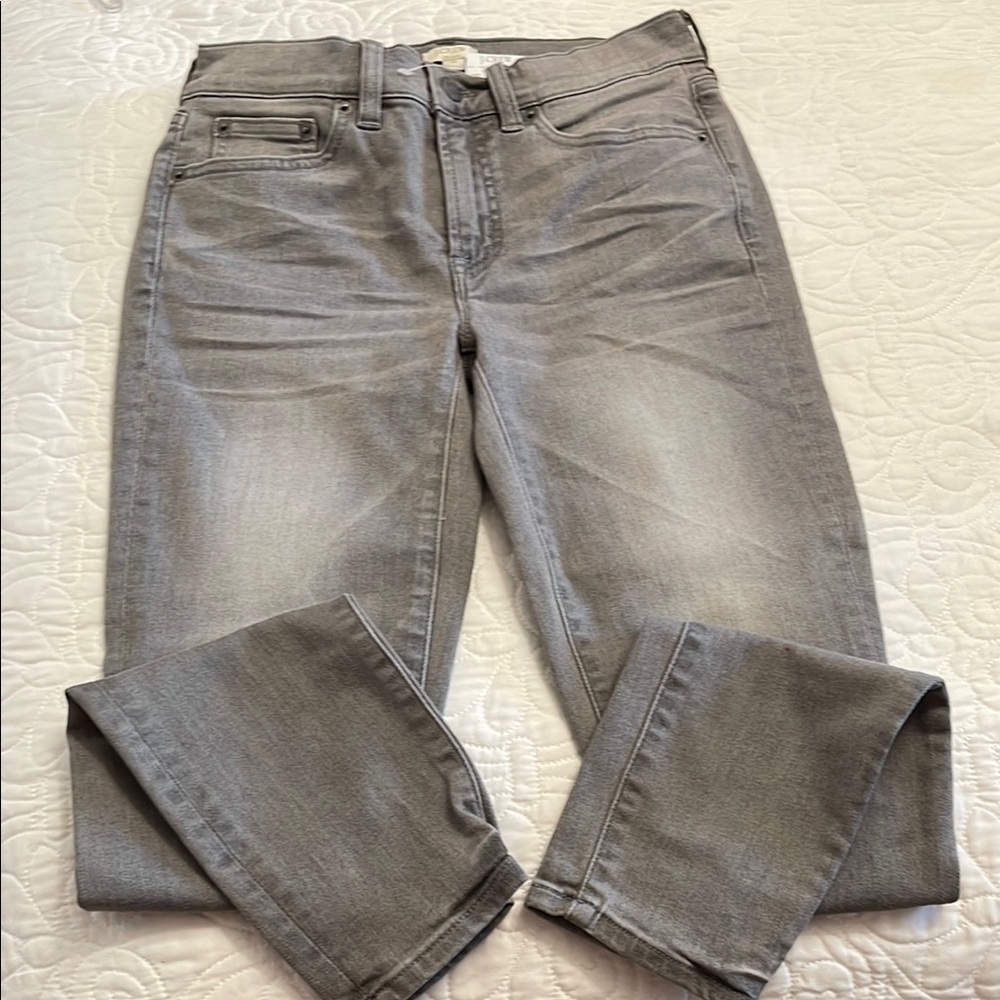 NWT J. Crew Gray stretch Skinny Jeans with Soft Worn-In Look SIZE 25